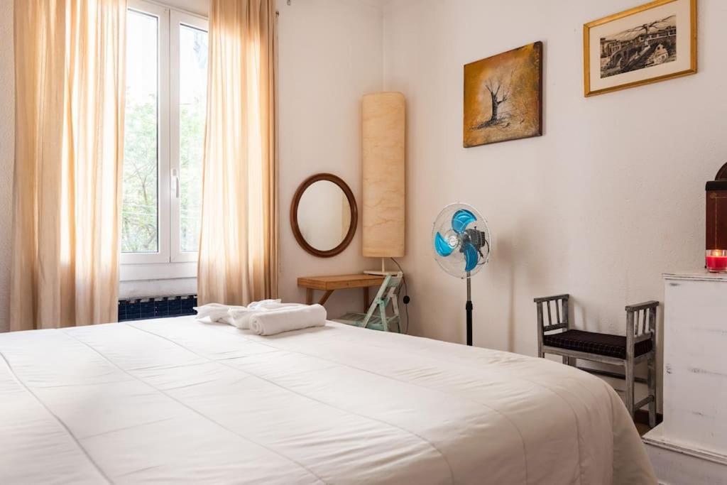 Gaudi 51 Appartement Barcelona Buitenkant foto